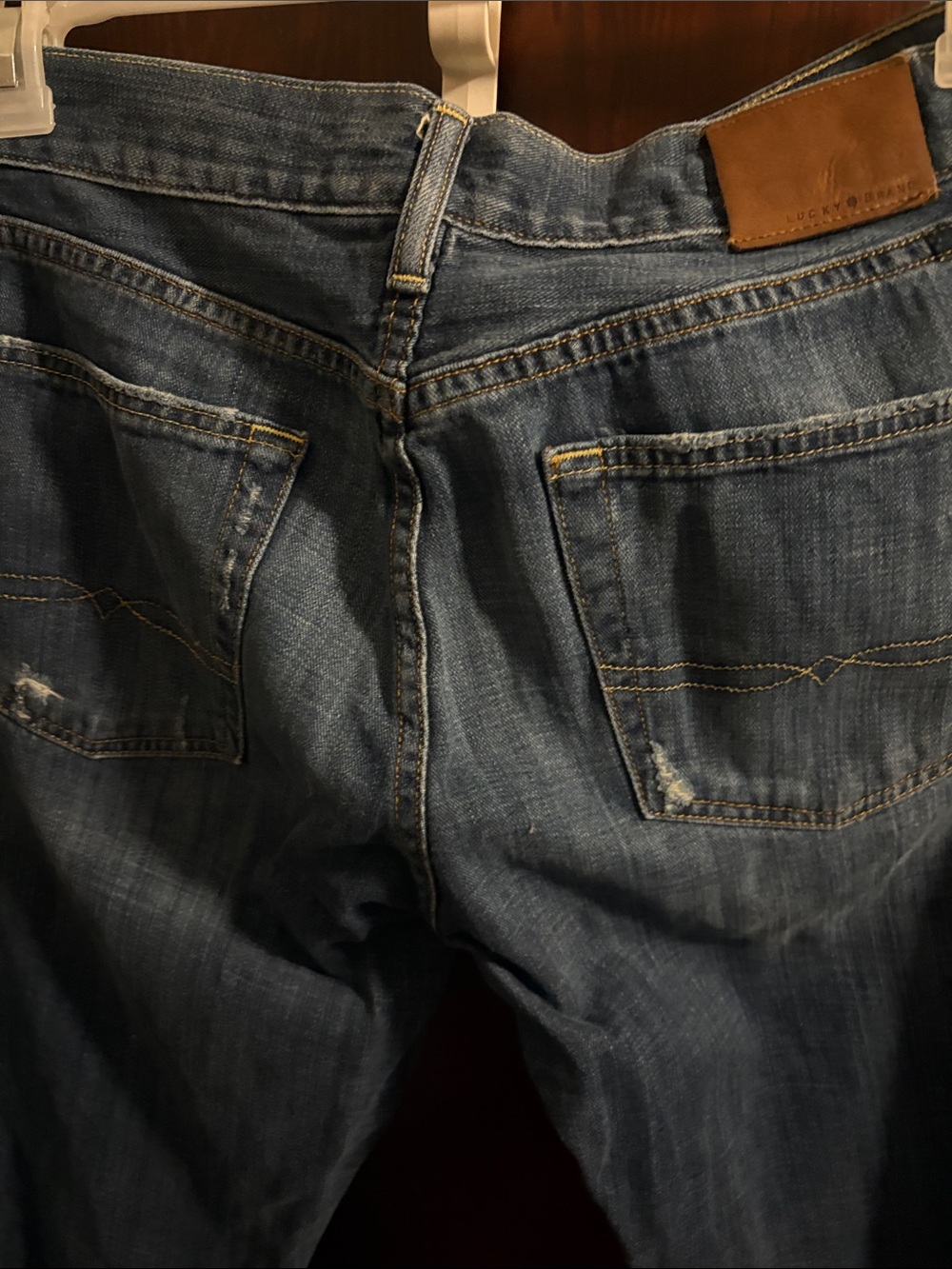 Lucky Brand Men's Distressed Medium Blue Relaxed Jeans